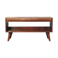 Seatpad made of brown leather on a chestnut benc
